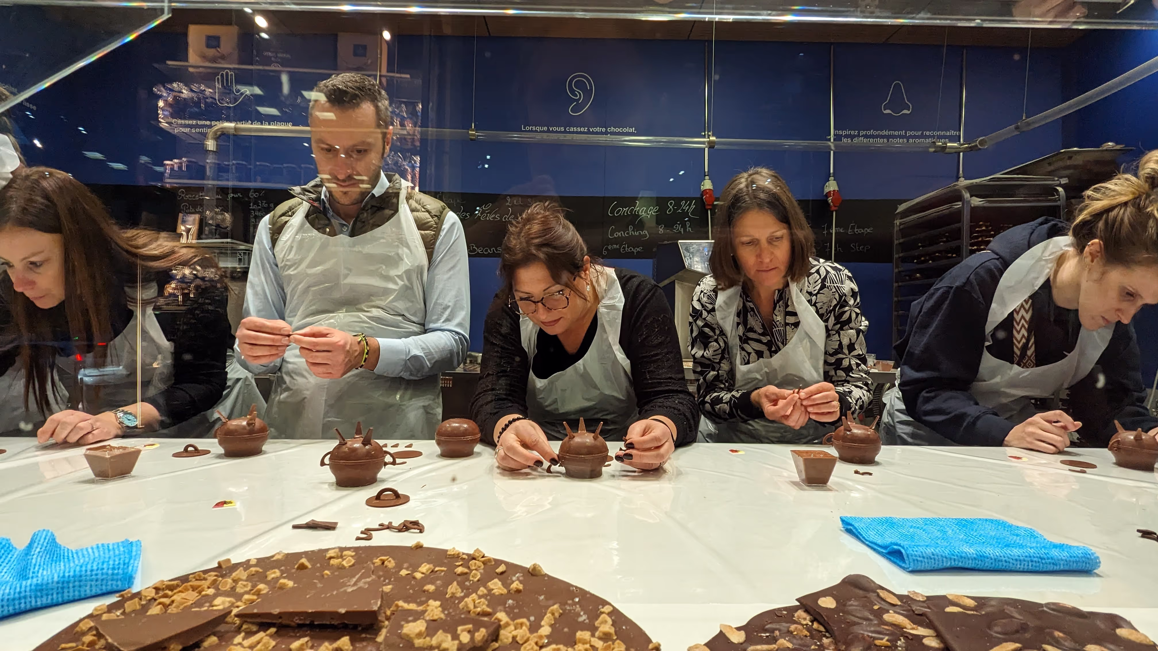 Atelier "Fabrique ton lapin en chocolat" à Genève - Photo 7